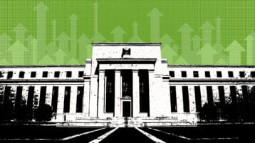 La Fed procède à une nouvelle hausse des taux d’un quart de point et annonce d’autres hausses à venir.