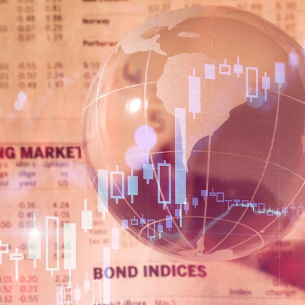 The EM bond market may come with increased risk, but also opportunities